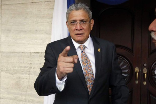 Continúan los insultos y diferencias entre dirigentes del Partido Libre