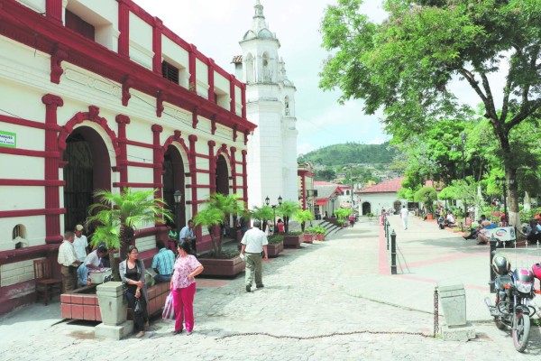 Buscan fortalecer negocio del turismo en Santa Rosa de Copán