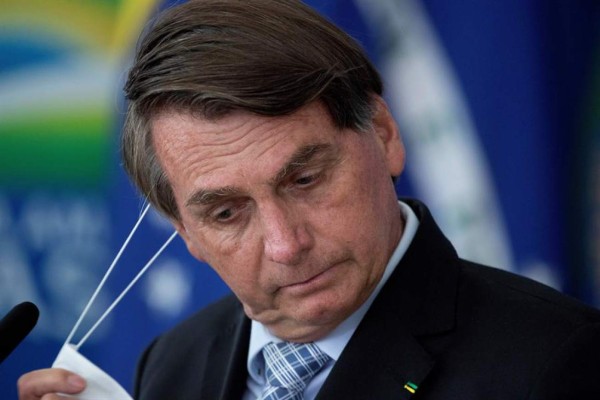 'Fuimos un ejemplo para el mundo', dice Bolsonaro de su gestión del covid-19 en Brasil