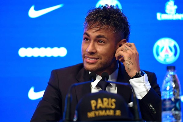 Neymar y su fichaje por el PSG: 'Quería un reto más grande para mi carrera'