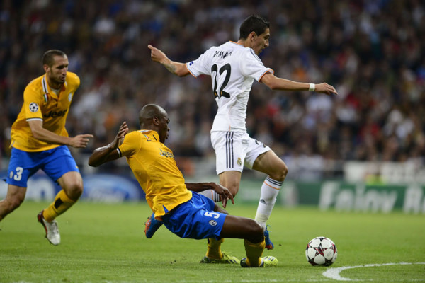 Cristiano Ronaldo sostiene a un Real Madrid sin identidad