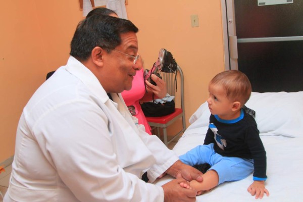 Ruth Paz recauda fondos para cirugías