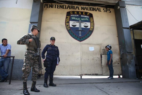 Presos siguen llamando desde penal sampedrano