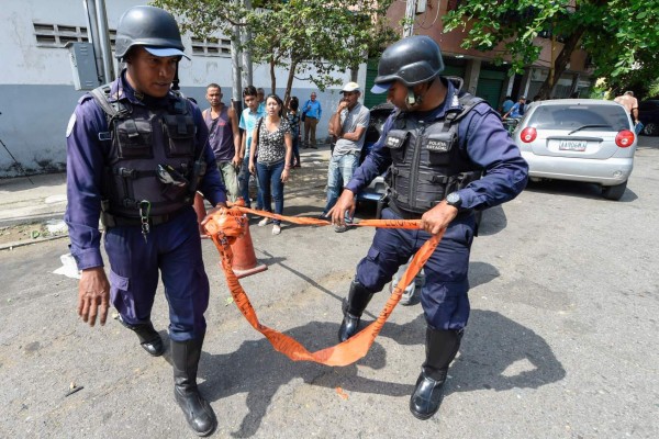 Incendio durante fuga en cárcel deja 68 muertos en Venezuela