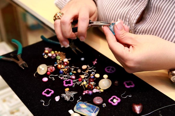 Taller de cocina y bisutería