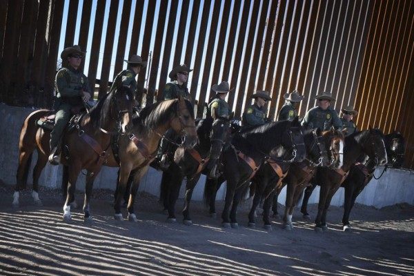 Tropas en la frontera sur de EE.UU.: Medida necesaria o maniobra electoral