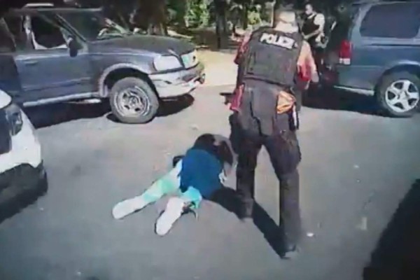 Video muestra como policías matan a afrodescendiente en Charlotte