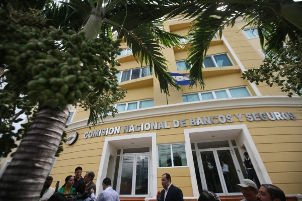 Falsa información sobre bancos se castiga hasta con seis años de reclusión