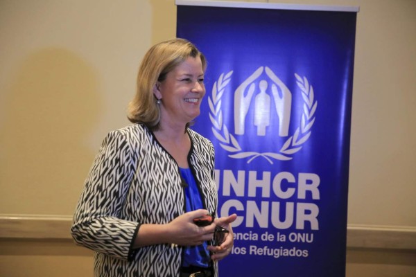 La alta comisionada de la ONU para Refugiados concluye visita a Honduras