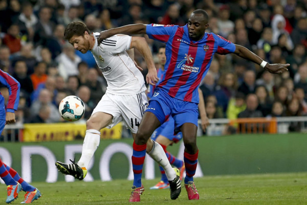 Real Madrid se gusta y se mantiene firme en el liderato de la Liga