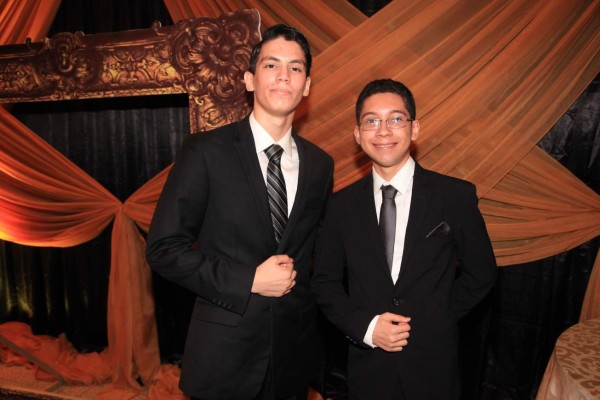 Primera graduación de MountView Academy