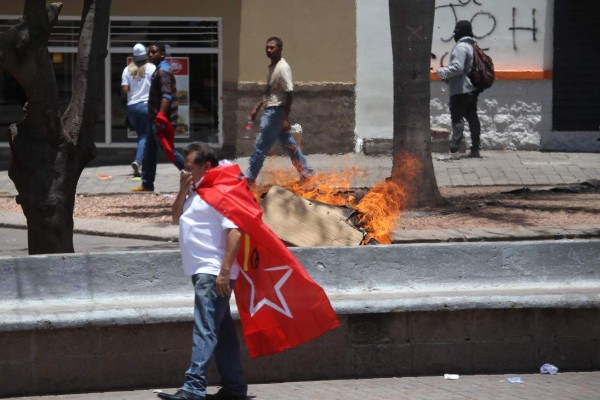 Disturbios opacan el 1 de Mayo en Tegucigalpa