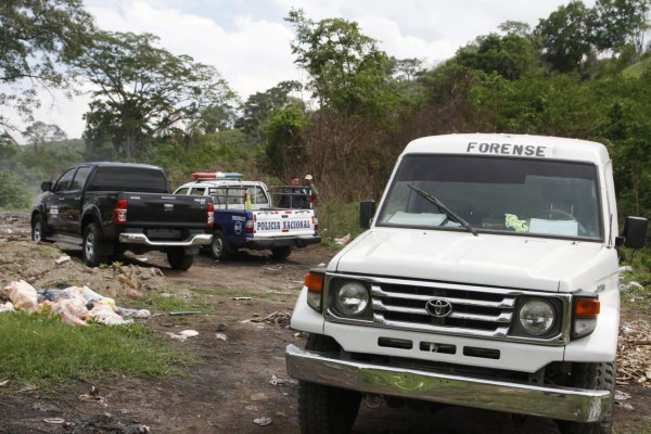 Encuentran ultimado a balazos a joven en solar baldío del sector de Ticamaya