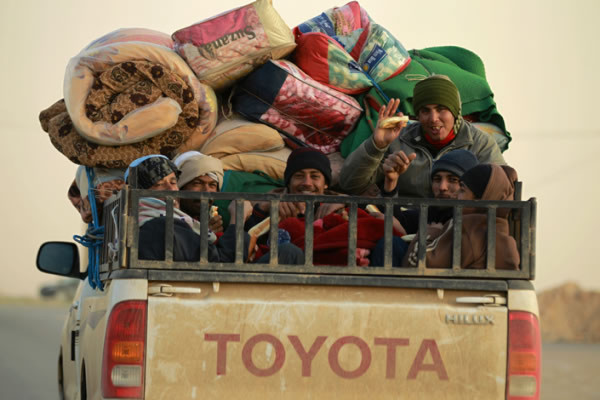 Suiza bloquea cuentas de Gadafi y sus allegados