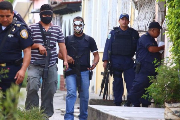 Pandillero hondureño muere al enfrentarse a policías en la Planeta