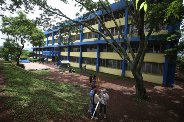 Unah reprograma inicio del tercer período académico