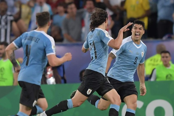 Video: Uruguay venció a Chile y se adueñó del Grupo C de la Copa América
