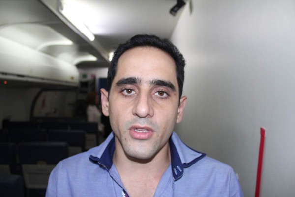 Crece interés entre sampedranos para ser pilotos y aeromozas