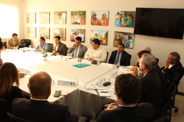 Se estancan mesas para el diálogo en Honduras por desacuerdos