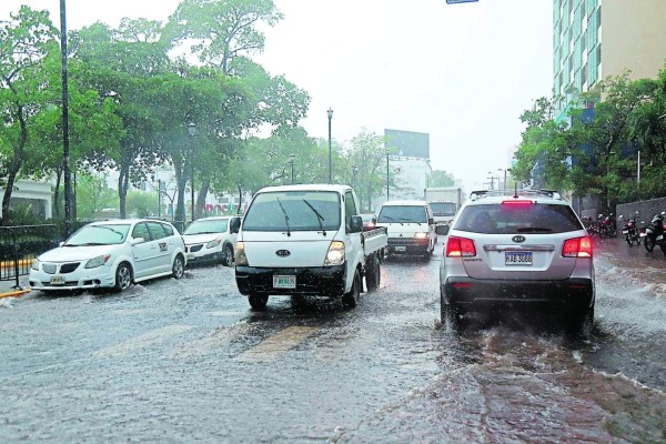 Pronostican lluvias en el centro y sur por efectos de la tormenta Grace