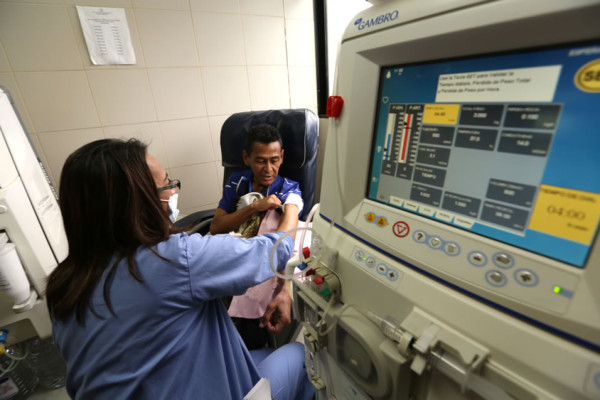 L5,233 millones se fueron en compras onerosas en el IHSS