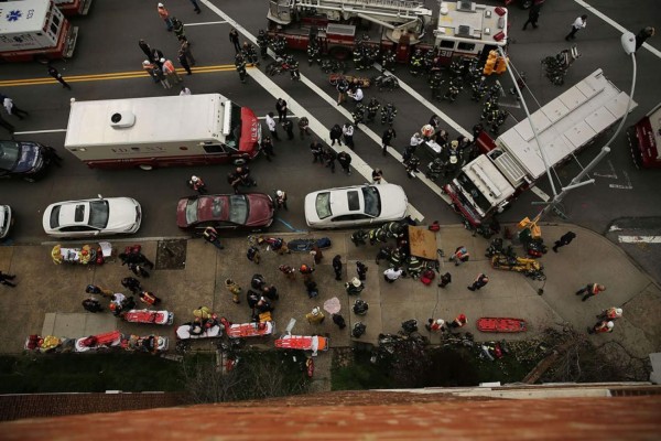 Unos 19 heridos al descarrilarse tren del metro de Nueva York