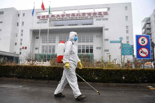 Disminuyen contagios por el nuevo coronavirus en China
