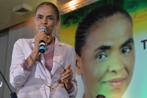  Marina Silva se compromete a mantener las conquistas sociales de Brasil