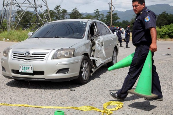 Empleado de un banco pierde la vida en accidente de tránsito