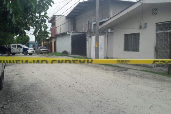 Frente a su hija matan a mujer en San Pedro Sula