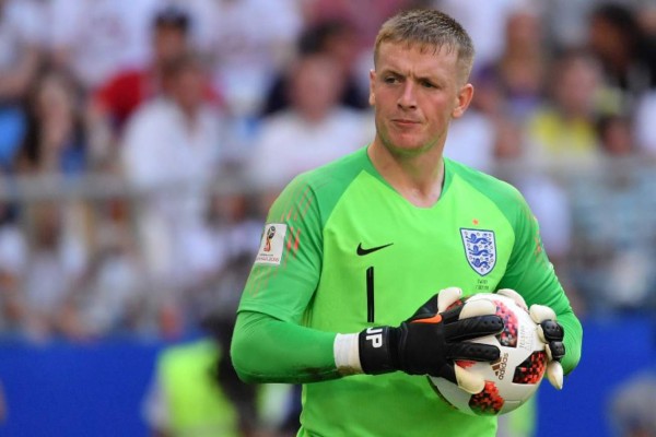 Pickford impone nuevo récord de arqueros con Inglaterra