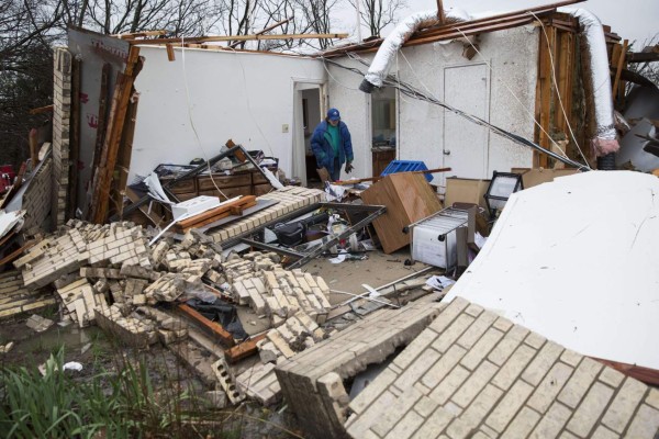 Tornados y tormentas ya dejan más de 40 muertos en EUA
