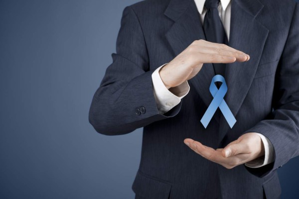 Los hombres deben revisarse la próstata para identificar temprano el cáncer