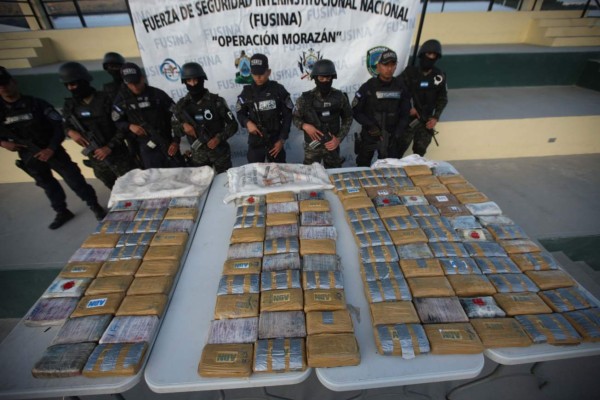 Fusina presenta los 118 kilos de cocaína decomisados en La Mosquitia