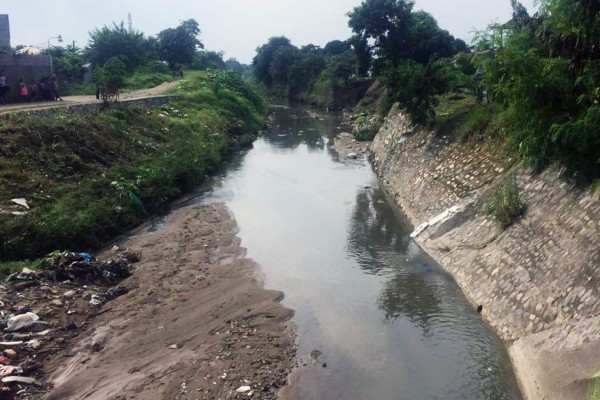 Encuentran un cadáver en el canal de la Valle de Sula I