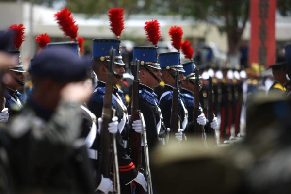 Fuerzas Armadas de Honduras festejan los 225 años del natalicio de Francisco Morazán