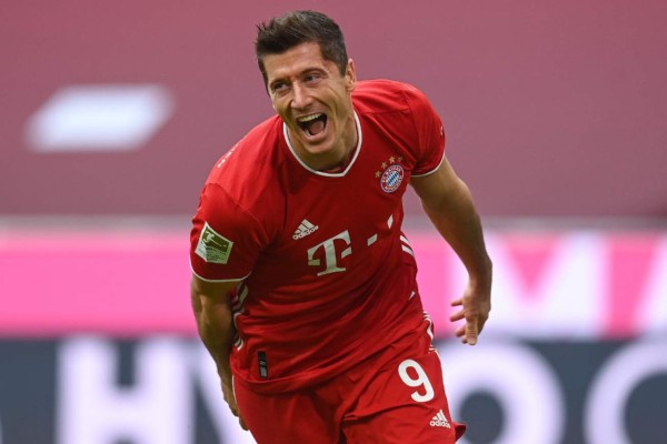 Detienen a exagente de Robert Lewandowski por extorsionar al delantero