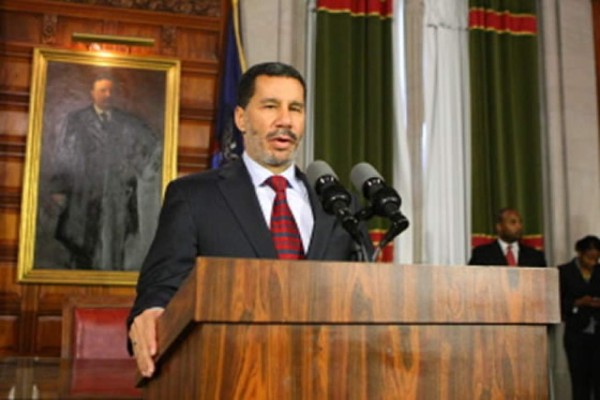 Se juramenta nuevo gobernador de Nueva York
