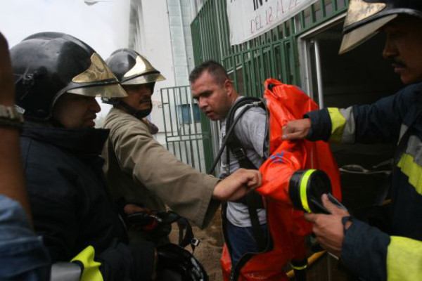 Llamas consumen facultad de Química en la Unah