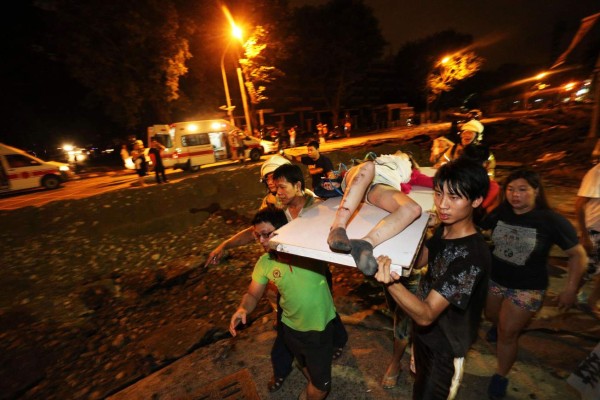 Al menos 24 muertos y 271 heridos a causa de explosiones en Taiwán