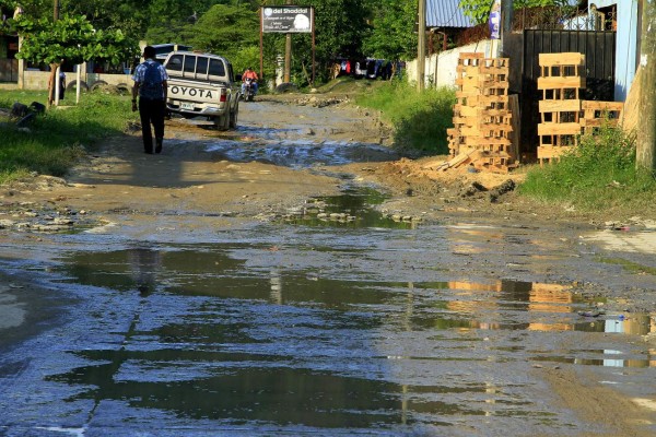 Entregarán cinco terrenos a Aguas de San Pedro para ejecutar obras en 2015