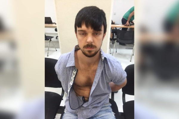 México deporta al adolescente millonario Ethan Couch