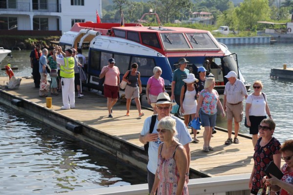 Crucero Adonia llegó a Trujillo con 700 turistas