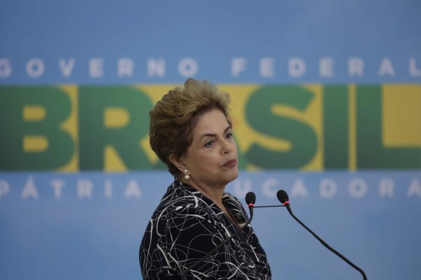 Mayoría del Senado de Brasil a favor de juicio a Dilma Rousseff