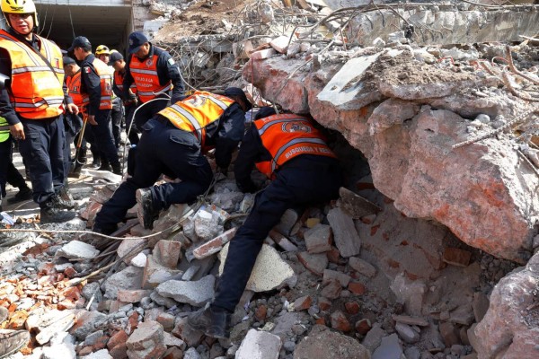 Nuevo temblor sacude México en la noche del sábado