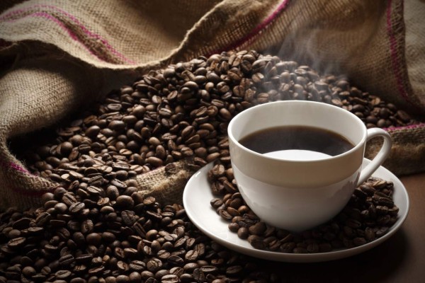 Abuso de café puede aumentar presión arterial y alterar el sistema nervioso