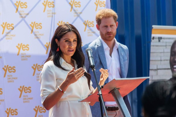 Príncipe Harry y Meghan Markle demandan a periódico británico por publicar una carta privada