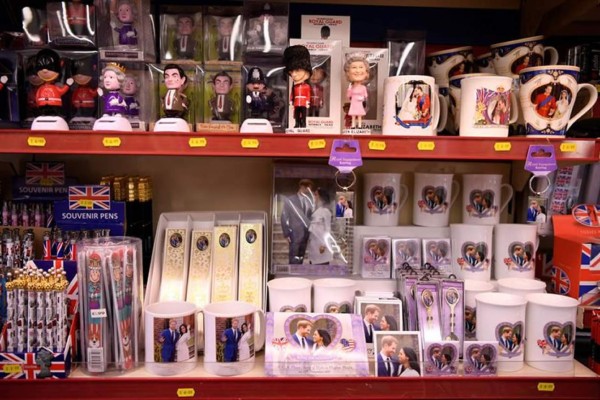 La porcelana conmemorativa de la boda de Enrique y Meghan ya está a la venta