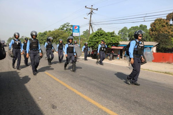 Honduras: nueva jornada de protestas deja varias carreteras bloqueadas