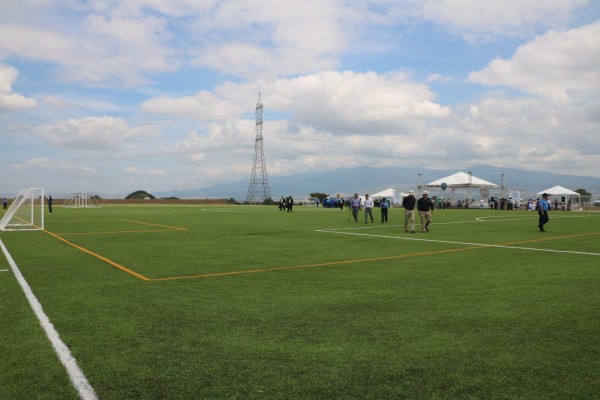 Inauguran juegos deportivos con ocho academias de policía